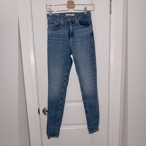 Levi’s Mile High Skinny jeans Sz 26